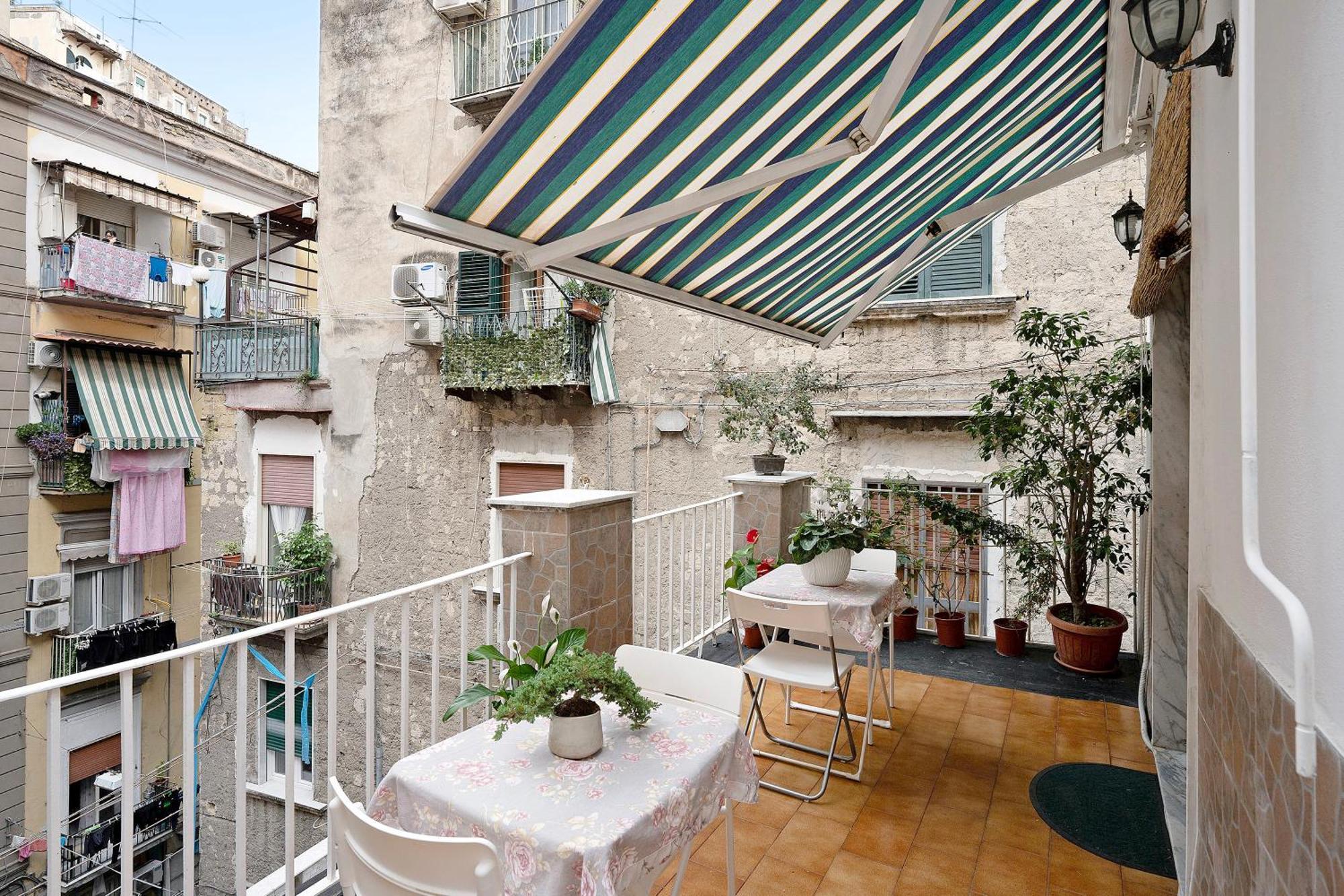 La Casa Di Gennaro - Napoli Apartment Exterior photo